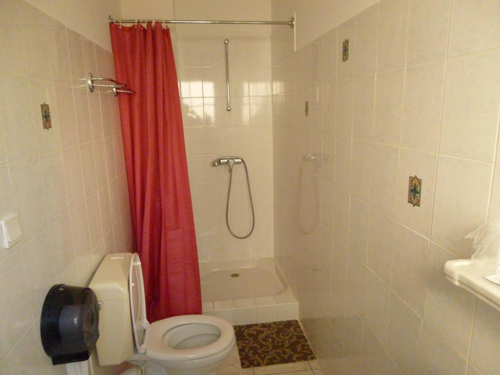 Hotel California Vichy Habitación foto